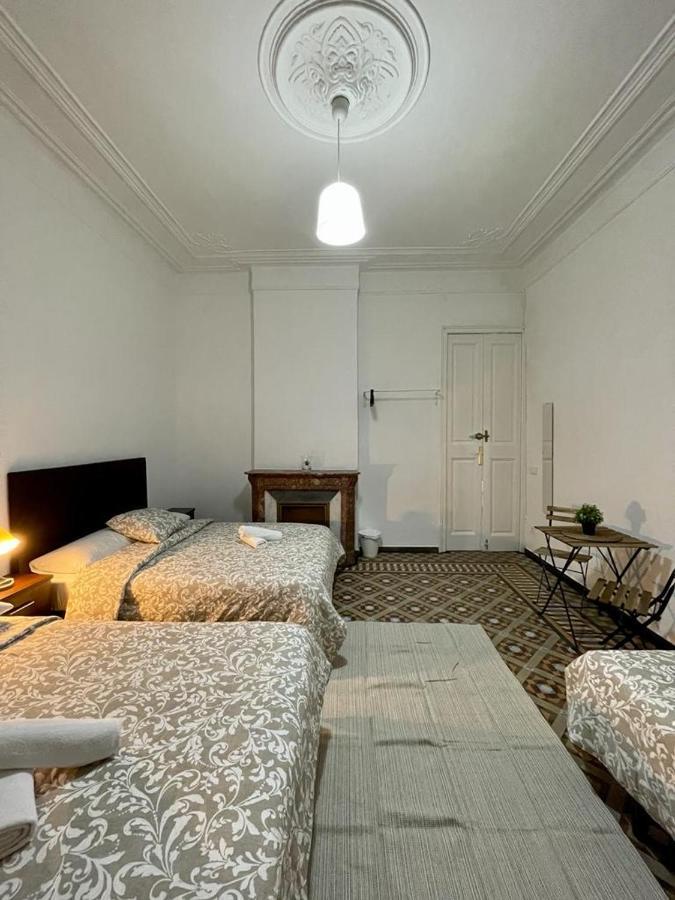 A & M Barcelona Hostal Екстер'єр фото