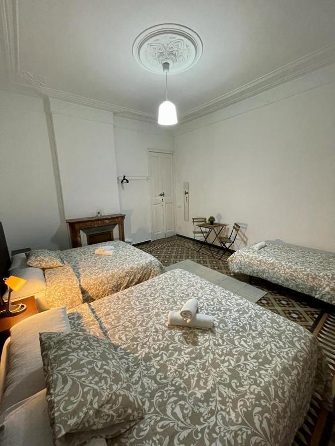 A & M Barcelona Hostal Екстер'єр фото